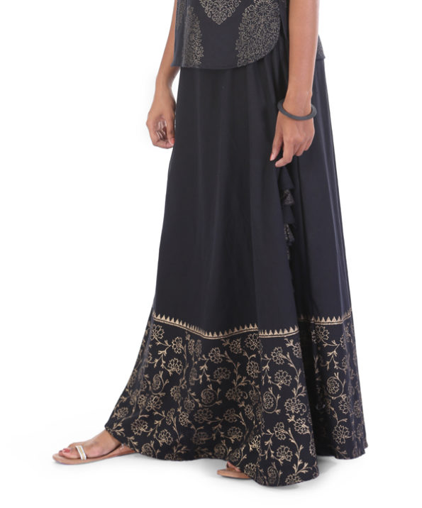 khadi_black_big_gold_border_skirt_1