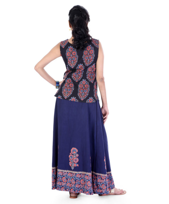 khadi_navy_blue_floral_print_border_skirt_and_top_set_3